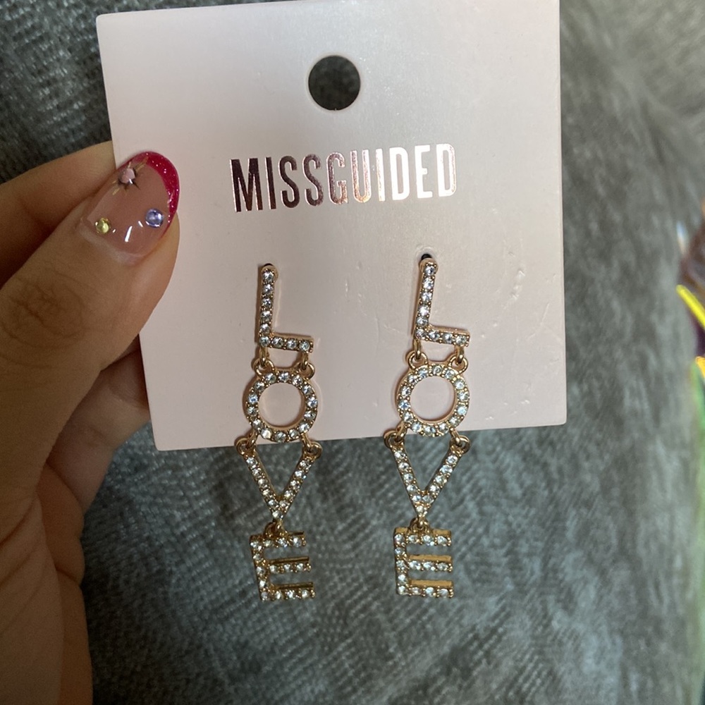 LOVE EARRINGS